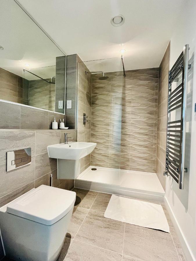 Fully Equipped One Bedroom Apartment Near Old Trafford Stadium! 曼彻斯特 外观 照片